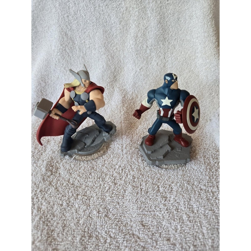 Marvel Disney Infinity 2.0 Lot Of 2.  Thor, Captain America
